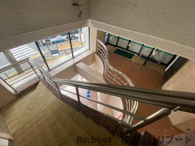 木村建設工業ビルのロビー