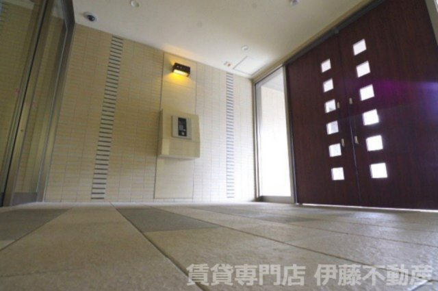 LAULEA HEIANのエントランス|オートロック