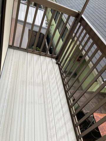 津市上弁財町の中古一戸建のバルコニー