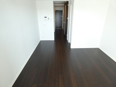 【居間・リビング】 | エンクレスト博多駅東 | 別号室の写真になります。現況優先。