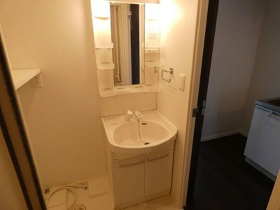 【洗面所】 | エンクレスト博多駅東 | 別号室の写真になります。現況優先。