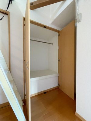 【収納】 | ラ・クラッセ飯倉Ⅱ | 別号室の写真になります。現況優先。