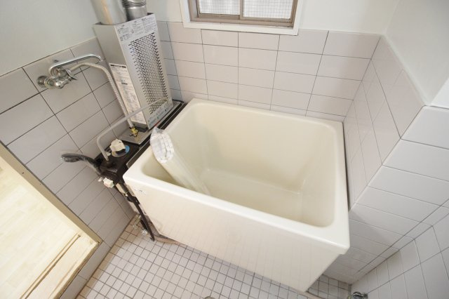 日吉第5コーポ別館の浴室