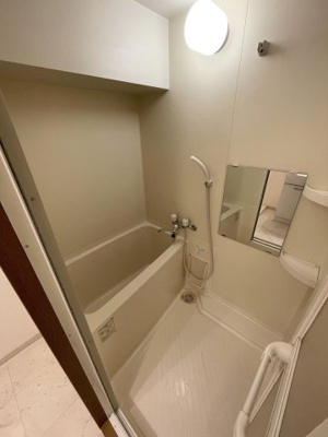 【浴室】 | ケイ・ガリアーノ | 別号室の写真になります。現況優先。