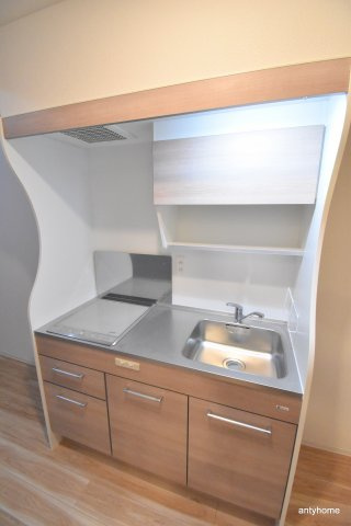 セレニテ西中島アリア弐番館　仲介手数料無料のキッチン