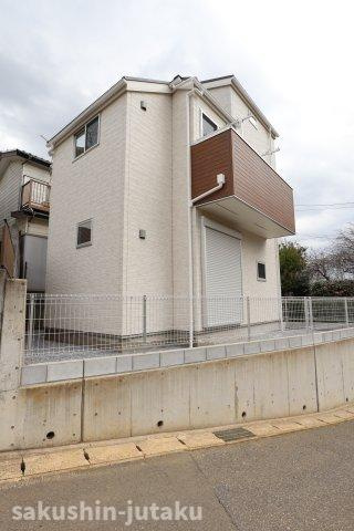 長作町　新築戸建の外観|長作町　新築戸建　東南角地につき陽当り良好