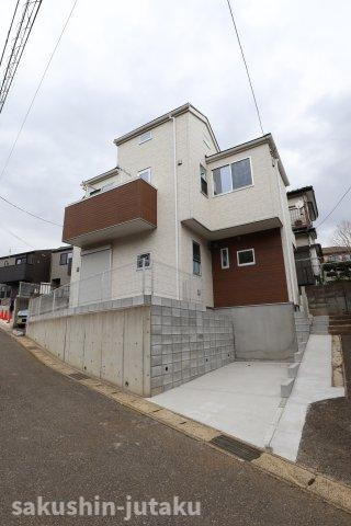 長作町　新築戸建の外観|長作町　新築戸建　東南角地につき陽当り良好