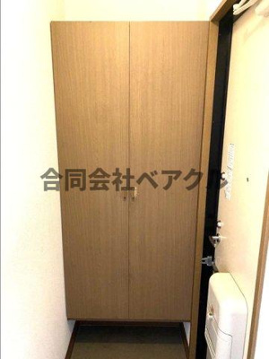【玄関】 | ファミールSETA | 落ち着いた玄関です