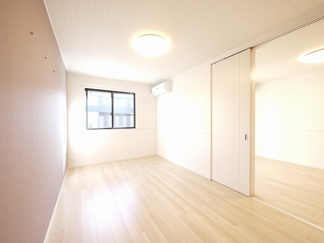 アストラル　ファインⅠの洋室
