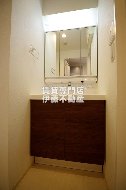 レジデンシア花の木の独立洗面台