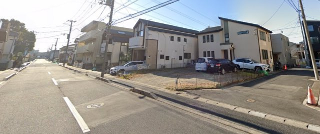 浦安市堀江６丁目　建築条件付き売地の前面道路含む現地写真