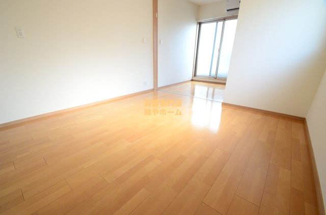 FmaisonCALMの洋室|落ち着いた色調の洋室です