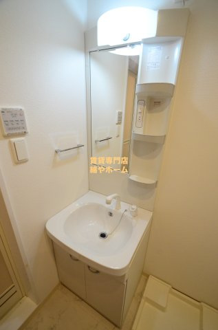 FmaisonCALMの洗面所|忙しい朝には欠かせない洗面所です