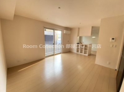 【居間・リビング】 | ウィステリア | ※同物件写真