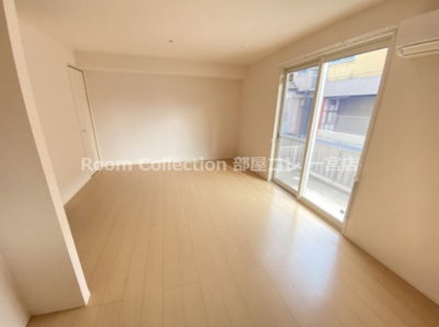 【居間・リビング】 | ウィステリア | ※同物件写真