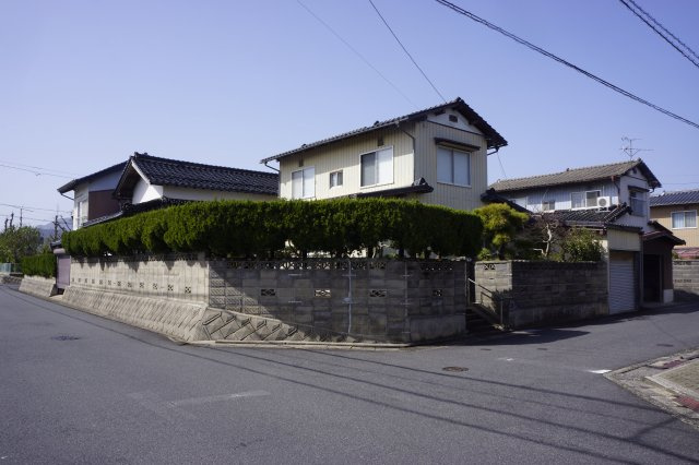 中野町　建築条件無し　土地　約85坪　東南角地！