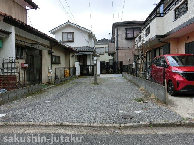 東習志野８丁目　中古戸建の前面道路含む現地写真|東側４ｍ公道面
