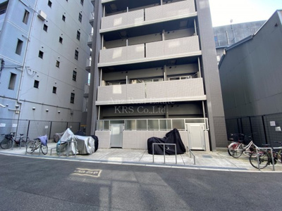 【その他】 | ファーストステージ京町堀レジデンス | 敷地内には便利なバイク置場があります！ 