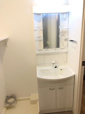 【洗面所】 | Rupieレジデンス赤坂南 | 別号室の写真になります。現況優先。