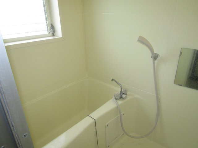 ゆうハイツⅠの浴室