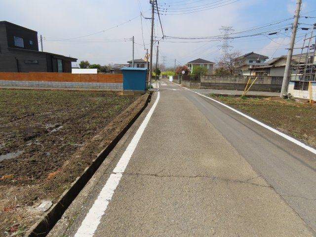 【前面道路含む現地写真】 | 坂戸市上吉田売地