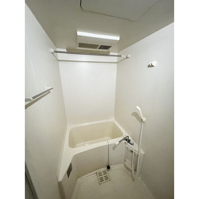 【浴室】 | ドリーム西新 | 別号室の写真になります。現況優先。