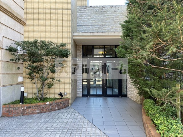 オレンジハウスエクセレント(ＥＸ)のエントランス