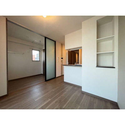 【居間・リビング】 | セントリビエ香椎駅前 | 別号室の写真になります。現況優先。