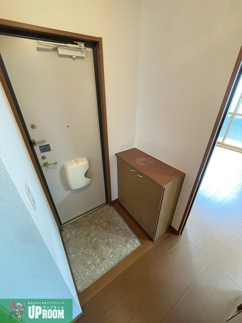 グリーンシャトーの玄関