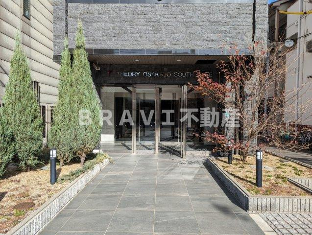 セオリー大阪城サウスゲート BRAVI不動産のエントランス