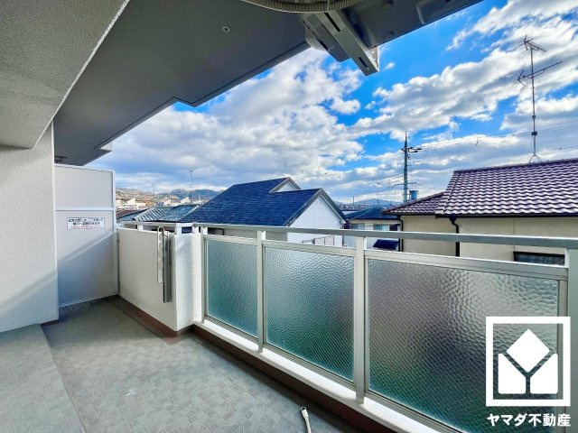 ユニライフ宇治木幡のバルコニー