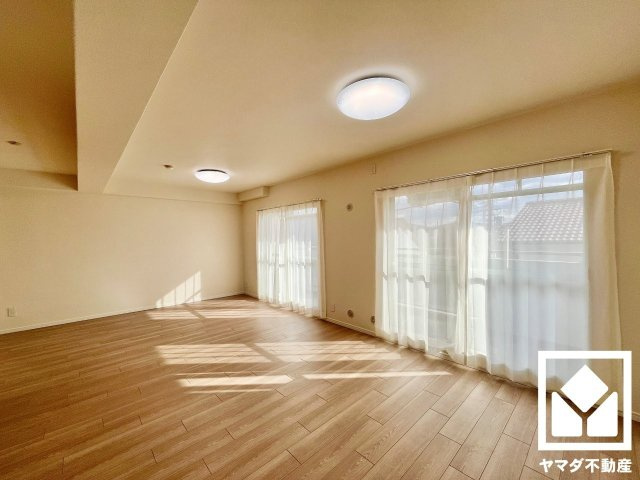 ユニライフ宇治木幡の居間・リビング