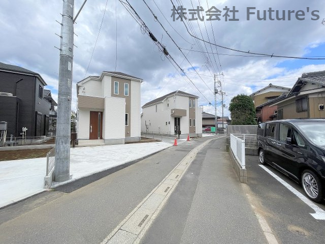 三郷市谷口　新築戸建　全3棟　3号棟の前面道路含む現地写真|前面道路含む現地写真です。