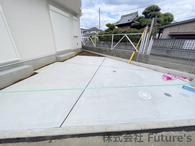 三郷市谷口　新築戸建　全3棟　3号棟の駐車場|カースペース並列2台可能