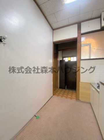 【内装】 | 　大東市北条6丁目16テラス | 内装は落ち着いています