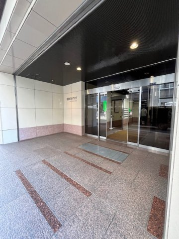 斎藤ビルのエントランス