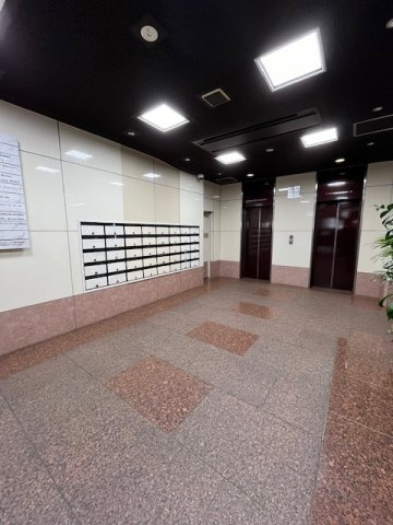 斎藤ビルのロビー