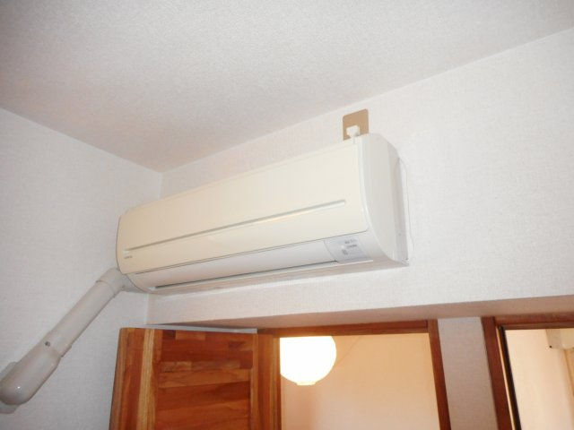 【設備】 | ユトリロ新川 | エアコン
（※画像はイメージです、現況優先となります）