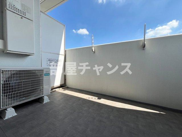 ルクレ新栄レジデンスのバルコニー