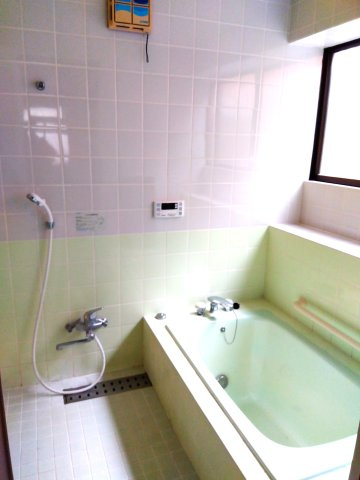 【浴室】 | 細田貸家 | お風呂で日々の疲れを落としましょう