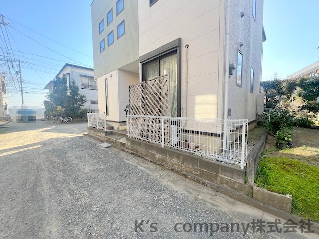 ■高座郡寒川町一之宮8丁目　中古戸建の前面道路含む現地写真|前面道路はとても静かな印象です☆