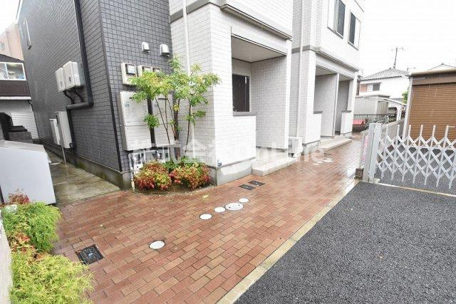 【エントランス】 | サニープレイス岩田