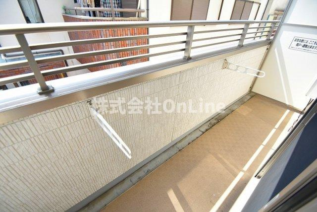 リビングライフ花園西町のバルコニー