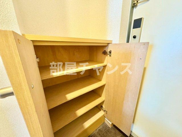 キャノンピア鶴舞の収納