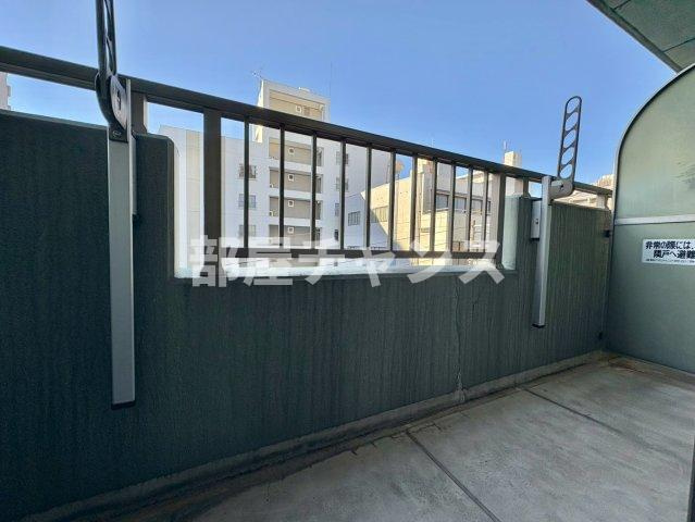 キャノンピア鶴舞のバルコニー