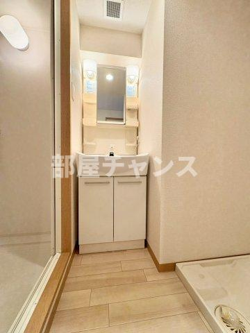 キャノンピア鶴舞の独立洗面台