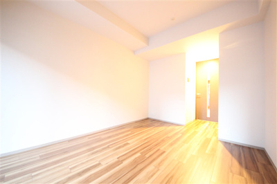 【居間・リビング】 | コンフォリア・リヴ新大阪Q