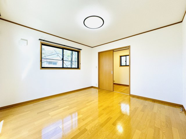 足利市大前町　中古住宅の洋室