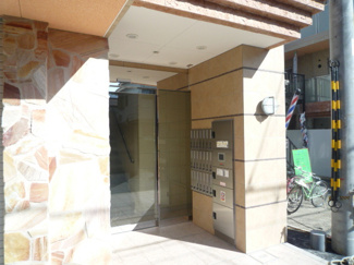 建物入り口