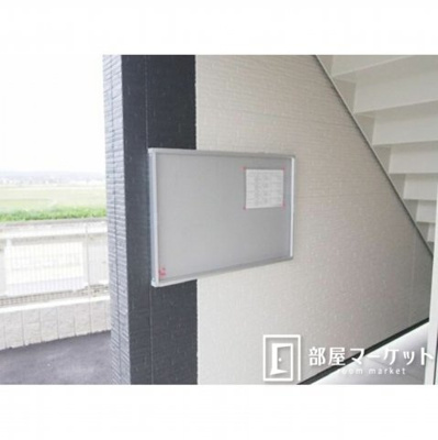 【エントランス】 | リバーサイド６６